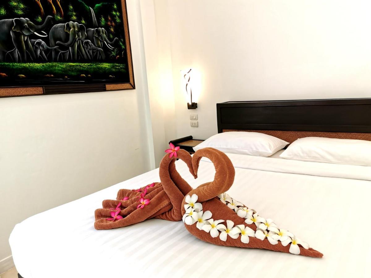 Joopland Luxury Pool Villa Pattaya Walking Street 6 Bedrooms Exteriör bild