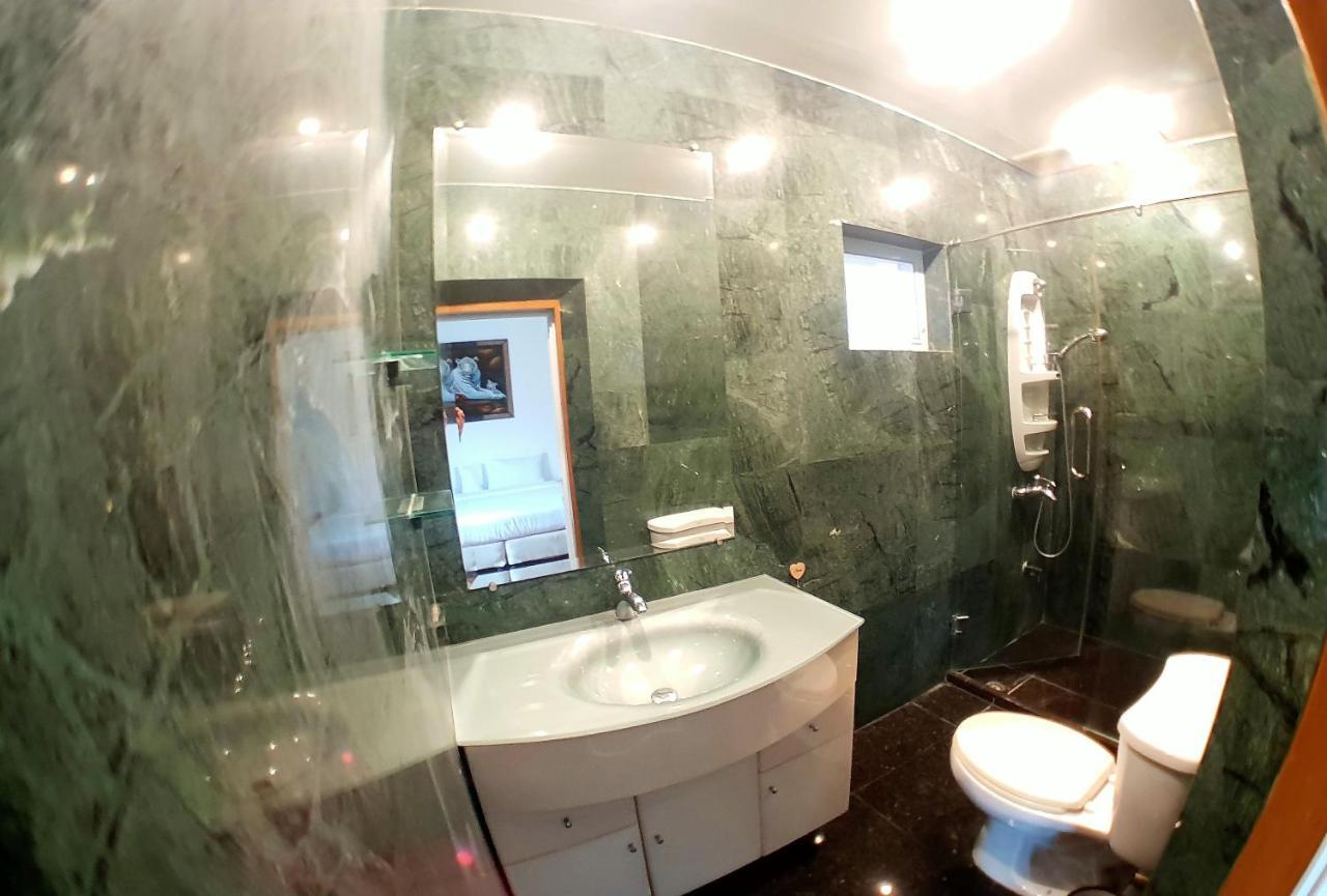 Joopland Luxury Pool Villa Pattaya Walking Street 6 Bedrooms Exteriör bild