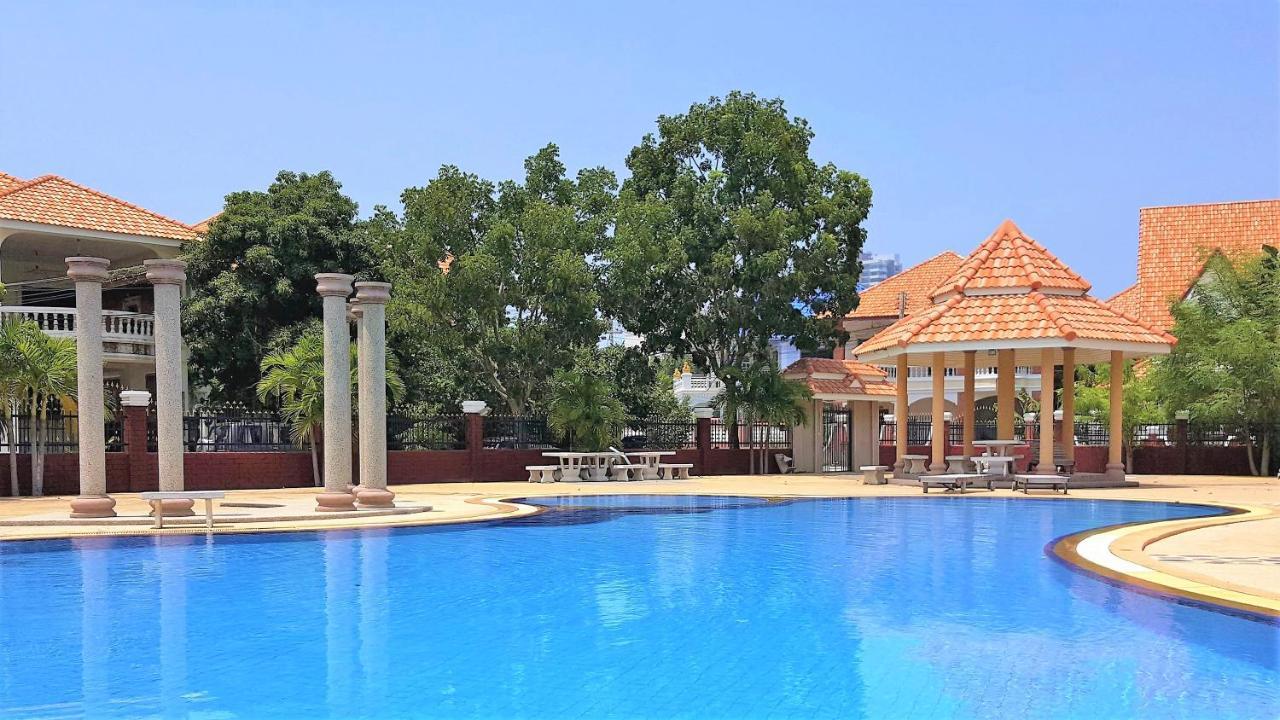 Joopland Luxury Pool Villa Pattaya Walking Street 6 Bedrooms Exteriör bild